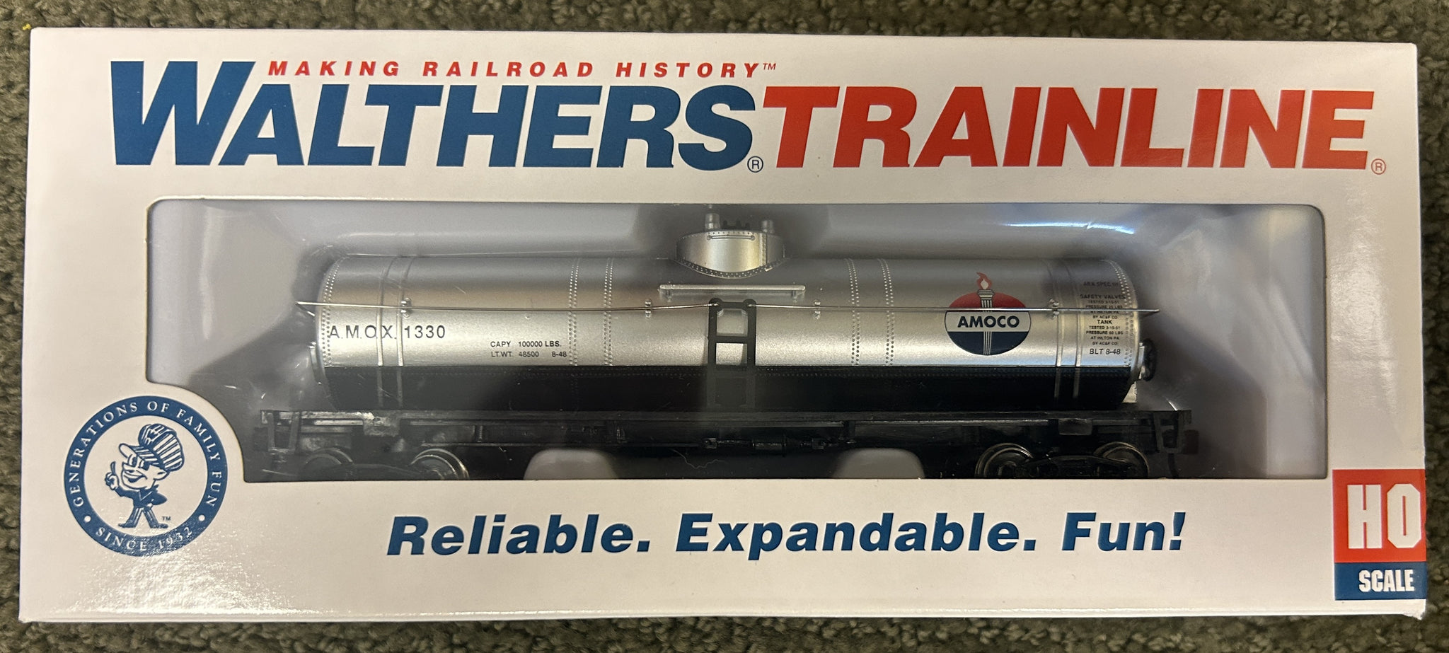 NON-BRASS Walthers tank car AMOX #1330 RTR