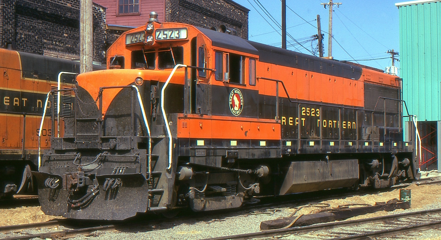 25% DEPOSIT for U25B DC Silent locomotive - expected ship Q4