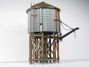 Water Tank, Wooden, 50,000 Gallons, with pump house - HO