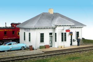 Republic, Washington, depot 24x36 - HO